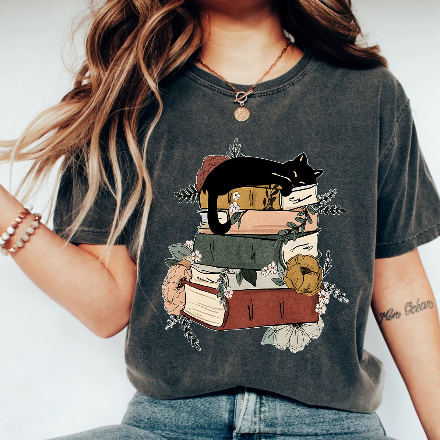 Cozy Book Lover Comfort Colors T-Shirt – Cat & Floral Aesthetic
