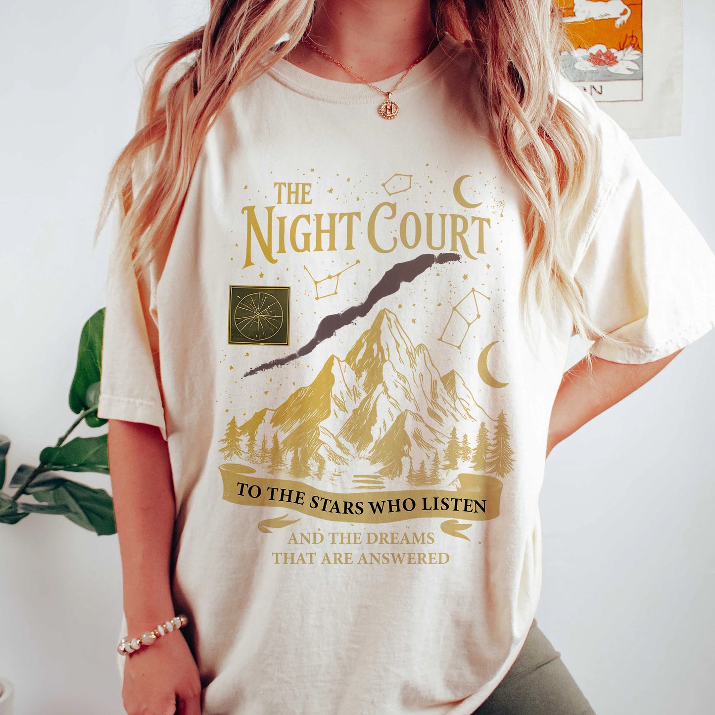 Night Court Comfort Colors T-Shirt – To the Stars ACOTAR Graphic Tee