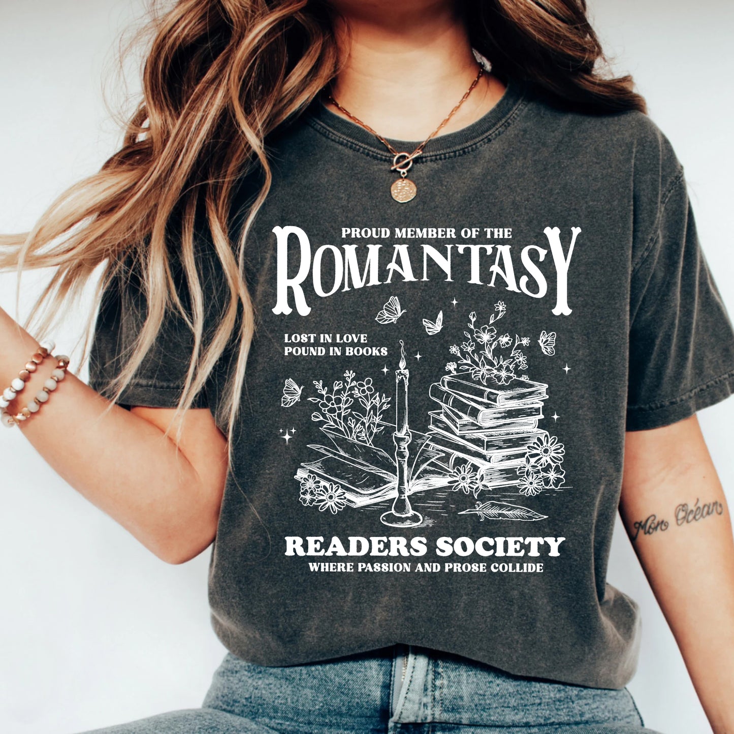 Romantasy Readers Society Tee – Passion & Prose Edition