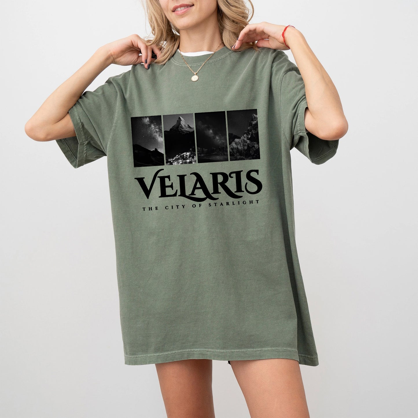 Velaris Monochrome Tee – The City of Starlight